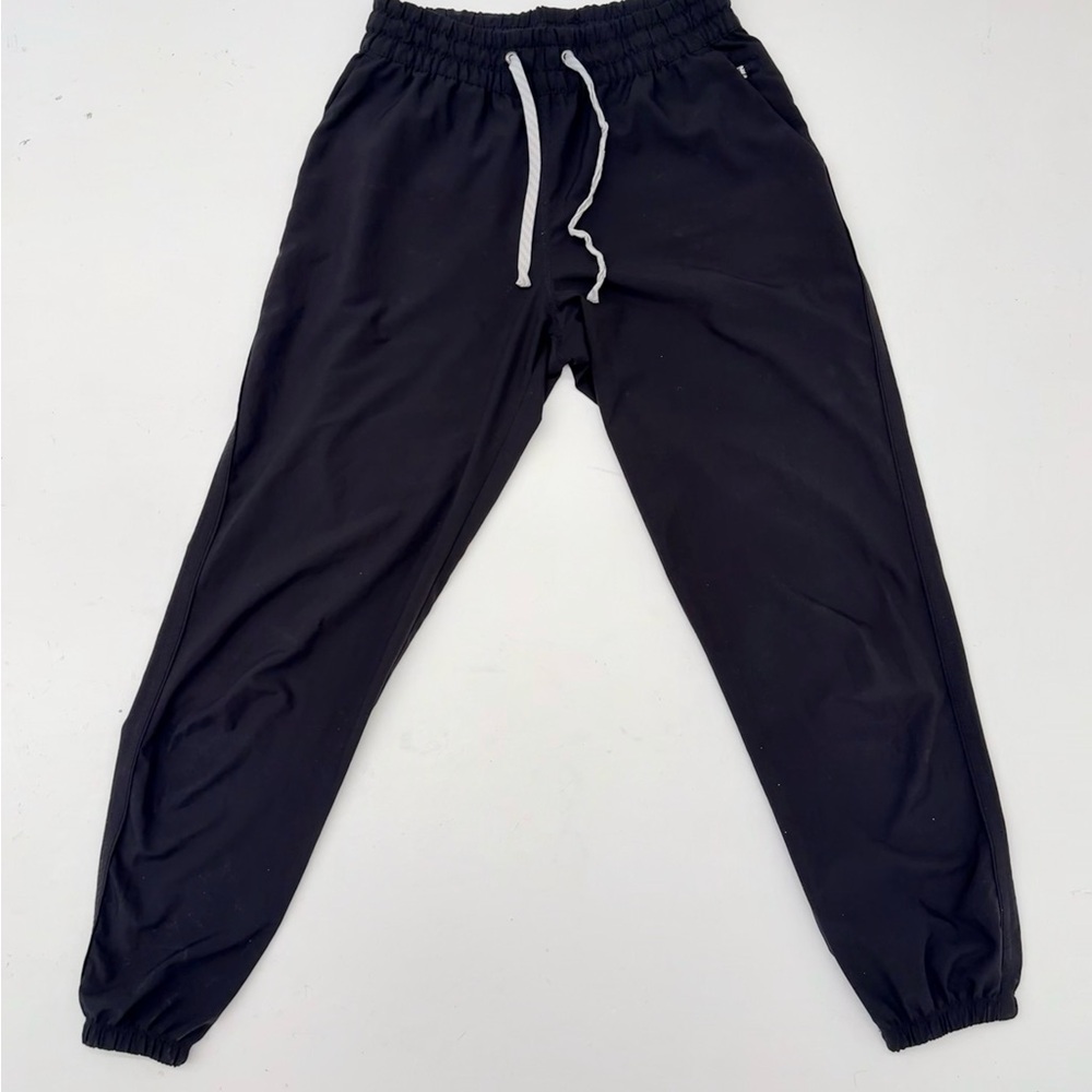 Vuori Women’s Jogger with Drawstring